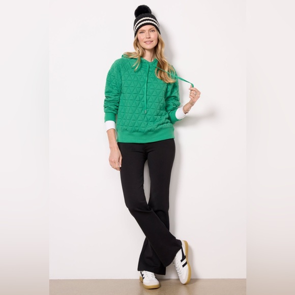 Evereve Lindsay Green Quilted Hoodie - Picture 3 of 11